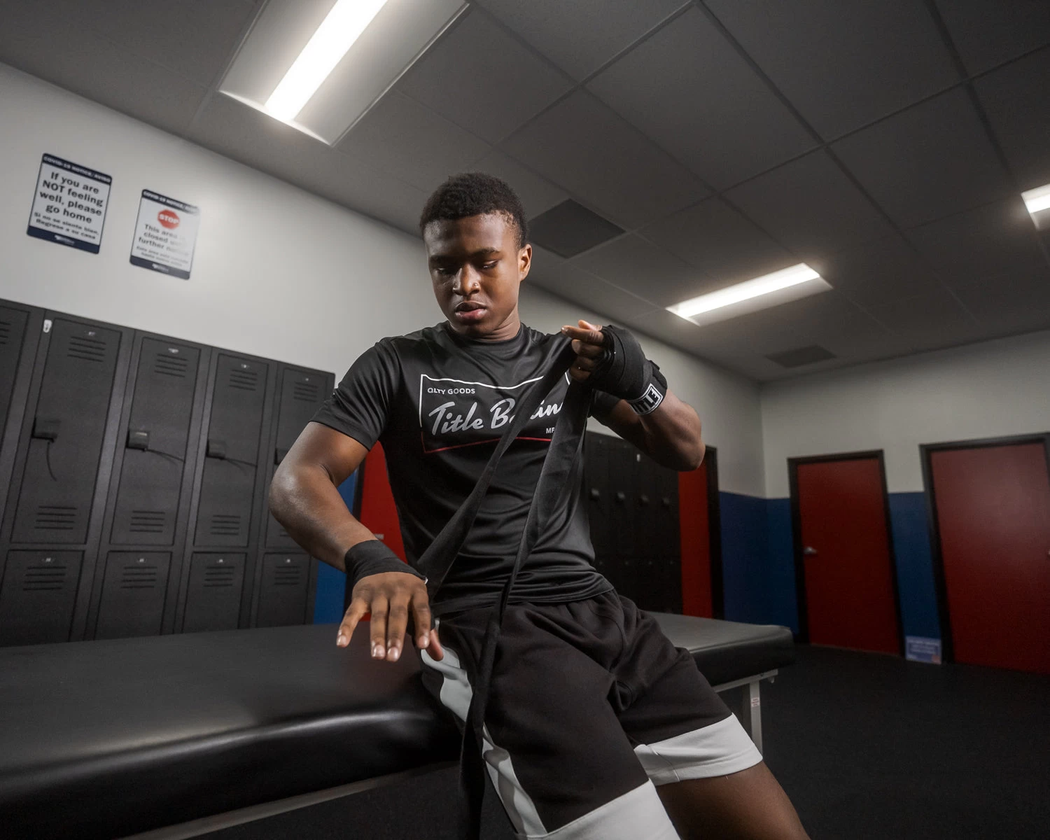 TITLE Boxing Traditional Weave 180" Hand Wraps (Pack Of 10) 7 TITLE Boxing Traditional Weave 180" Hand Wraps (Pack Of 10) - Image 7