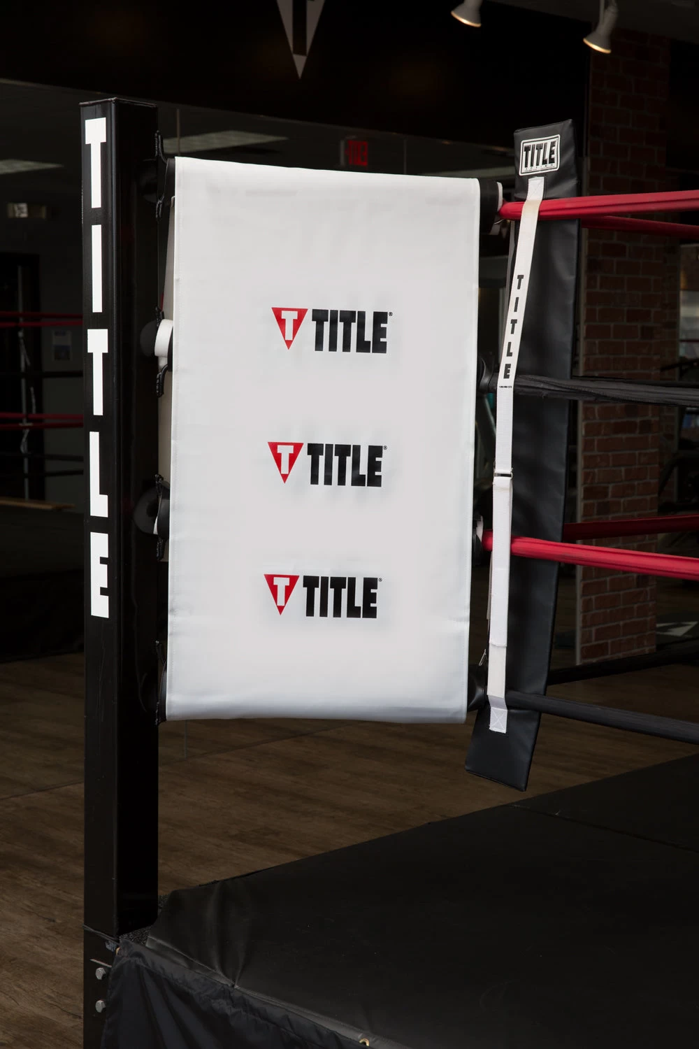 TITLE Boxing Pro Turnbuckle Corner Wraps Set 3 TITLE Boxing Pro Turnbuckle Corner Wraps Set - Image 3