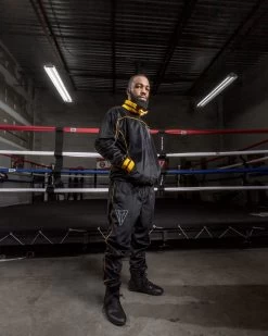 TITLE "Boxing Ain't Easy" Velour Warm Up -Boxing Shop TB166BKYE 2