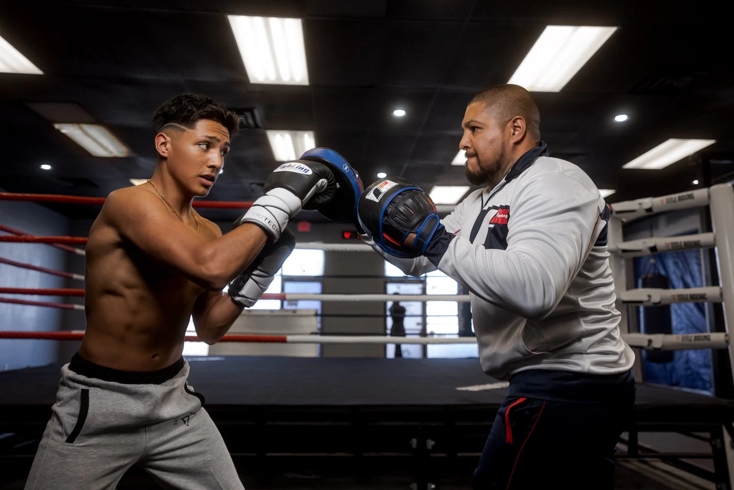 Fighting Freedom Leather Focus Mitts 8 Fighting Freedom Leather Focus Mitts - Image 8