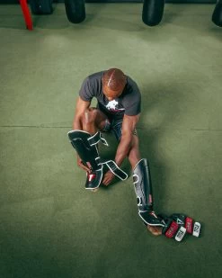 TITLE MMA Perform World Pro Shin Guards 2.0 -Boxing Shop pghds2 bk 1