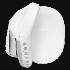TITLE White Punch Mitts 2.0 12 TITLE White Punch Mitts 2.0 -Boxing Shop whpm2 03